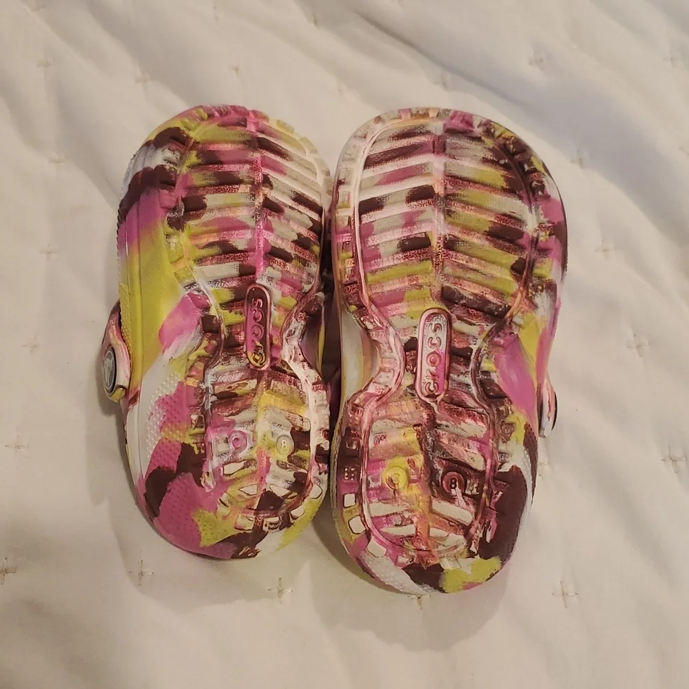 CROCS Pink and Yellow Sandals with Whimsical Design (31)